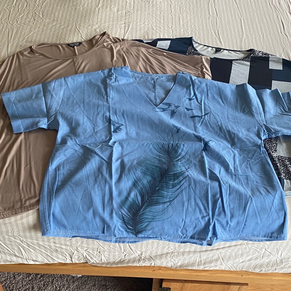 Bundle of 3X shirts